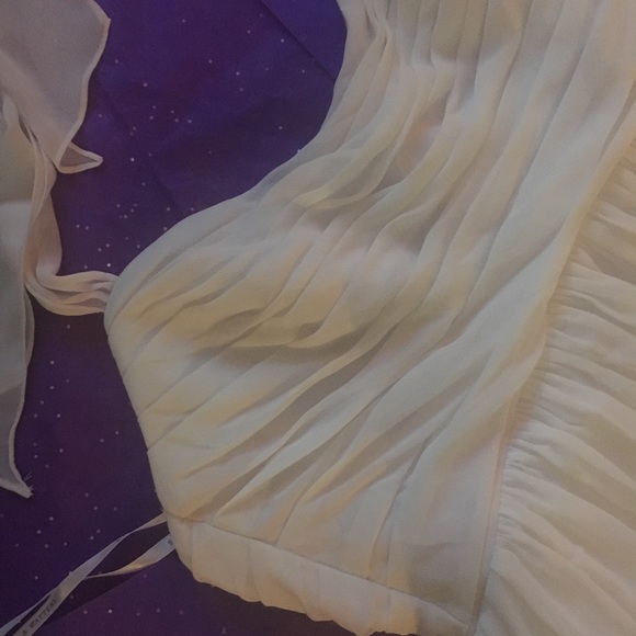 Dress - Picture 4 of 4